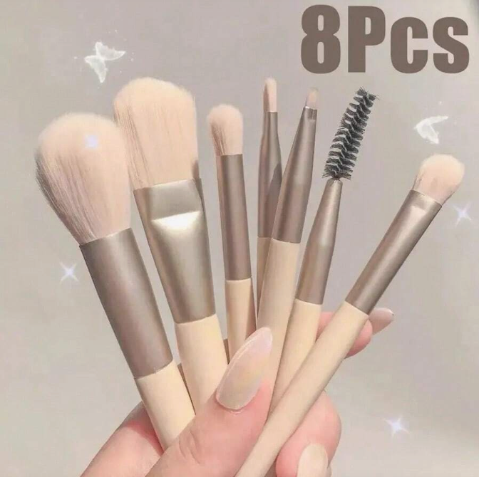 8-Piece Mini Multipurpose Makeup Brush Set – Portable Professional Beauty Kit