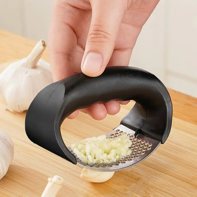 Curved Garlic Press – Stainless Steel Handheld Garlic Mincer