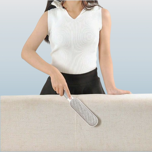Manual Lint and Pet Hair Remover Brush – Reusable Fabric Shaver