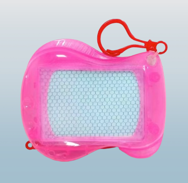 Mini Magnetic Drawing Board Keychain – Erasable Sketch Pad for Kids