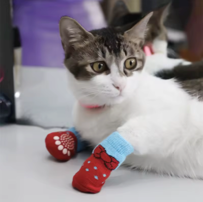 Cute Cartoon Non-Slip Pet Socks for Dogs and Cats – 4 Pcs Set