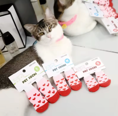 Cute Cartoon Non-Slip Pet Socks for Dogs and Cats – 4 Pcs Set