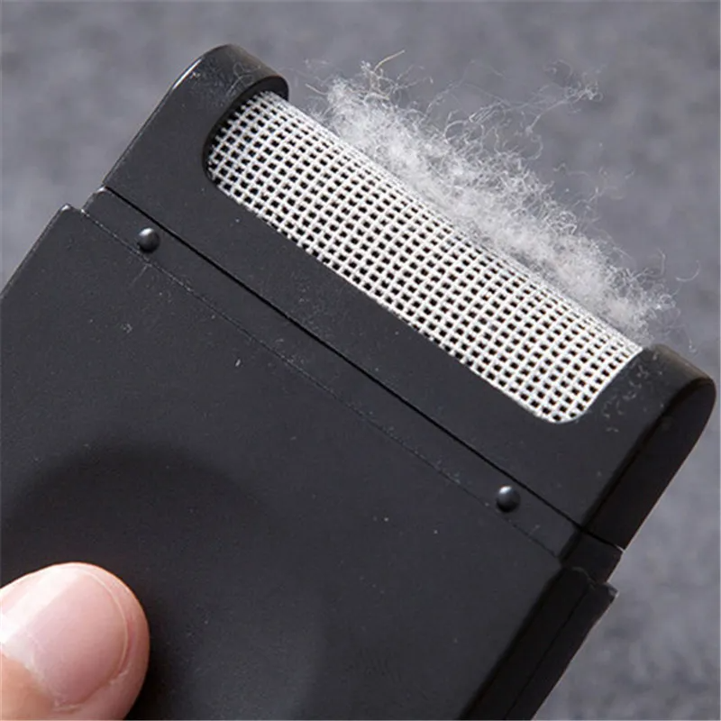 Portable Manual Fabric Shaver & Lint Remover – Travel Hair Ball Trimmer with Protective Cover