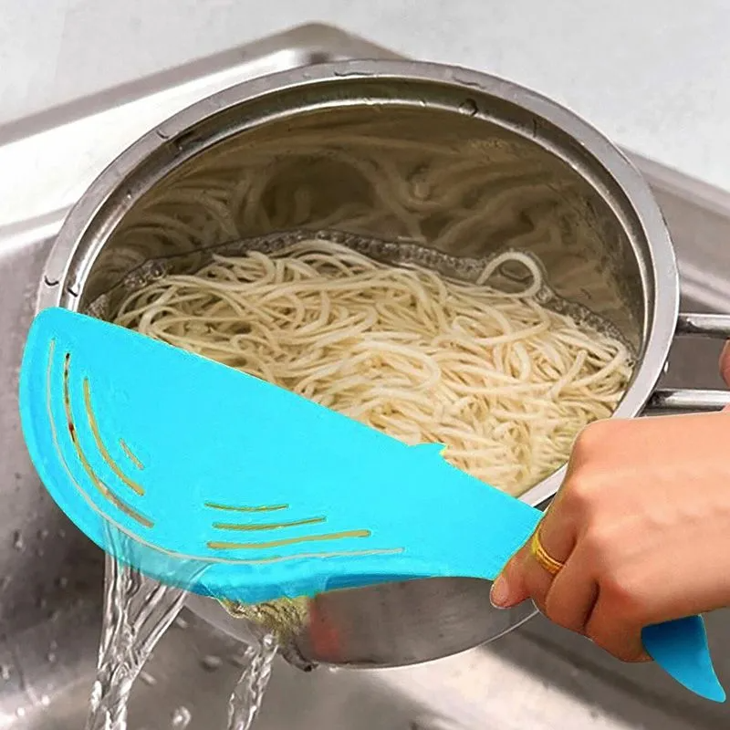 2-Pack Whale-Shaped Clip-On Pot Strainer & Drainer – Random Colors