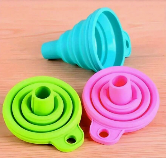 Silicone Collapsible Funnel – Space-Saving Foldable Kitchen Tool for Liquids & Oils