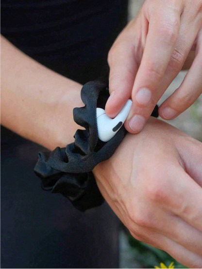 Multi-Functional Zipper Scrunchie Hair Tie with Hidden Storage Pocket – 2-Pack
