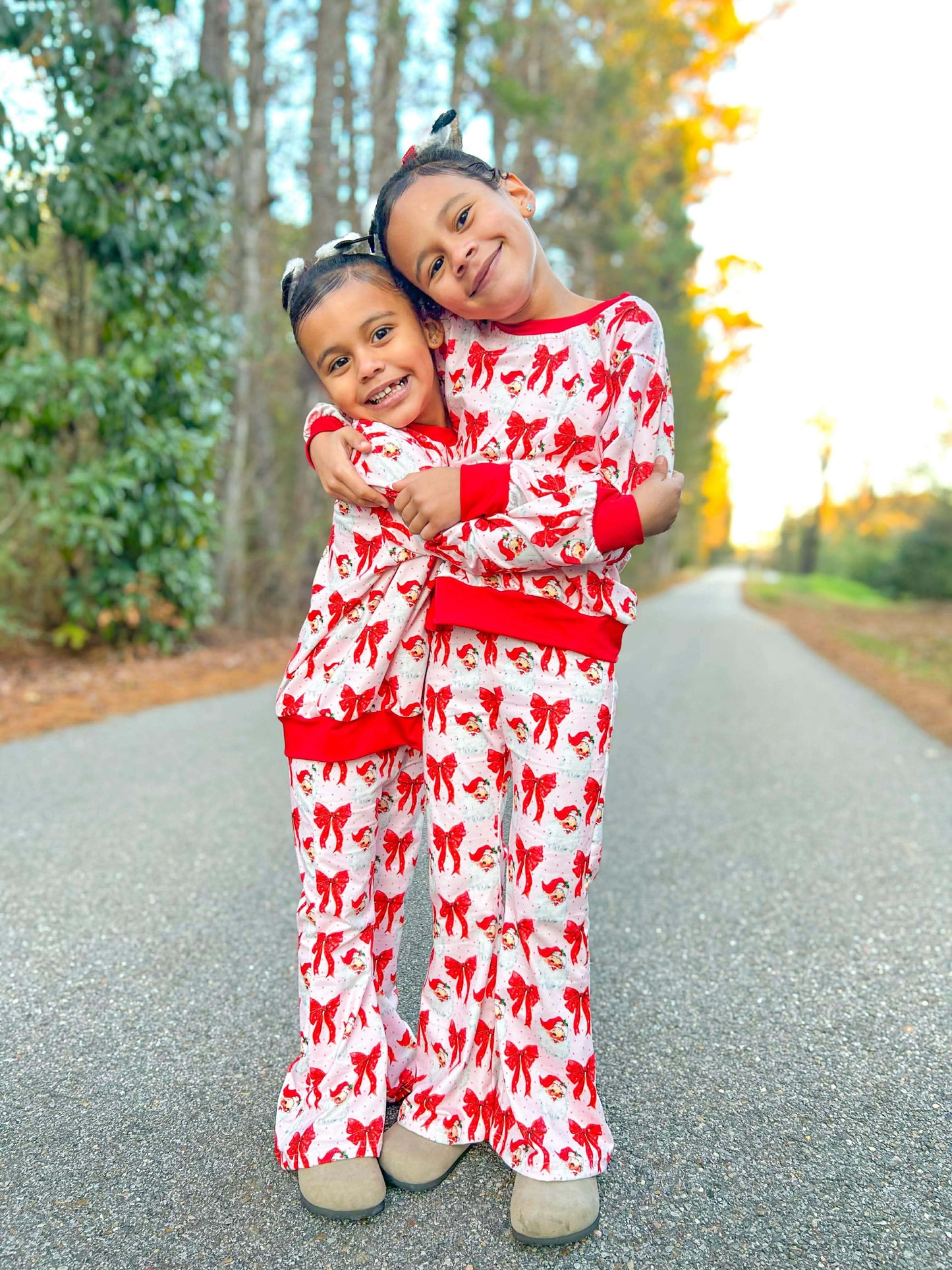 Kids Red Santa & Bow Holiday Lounge Set – 6 Months to 7 Years