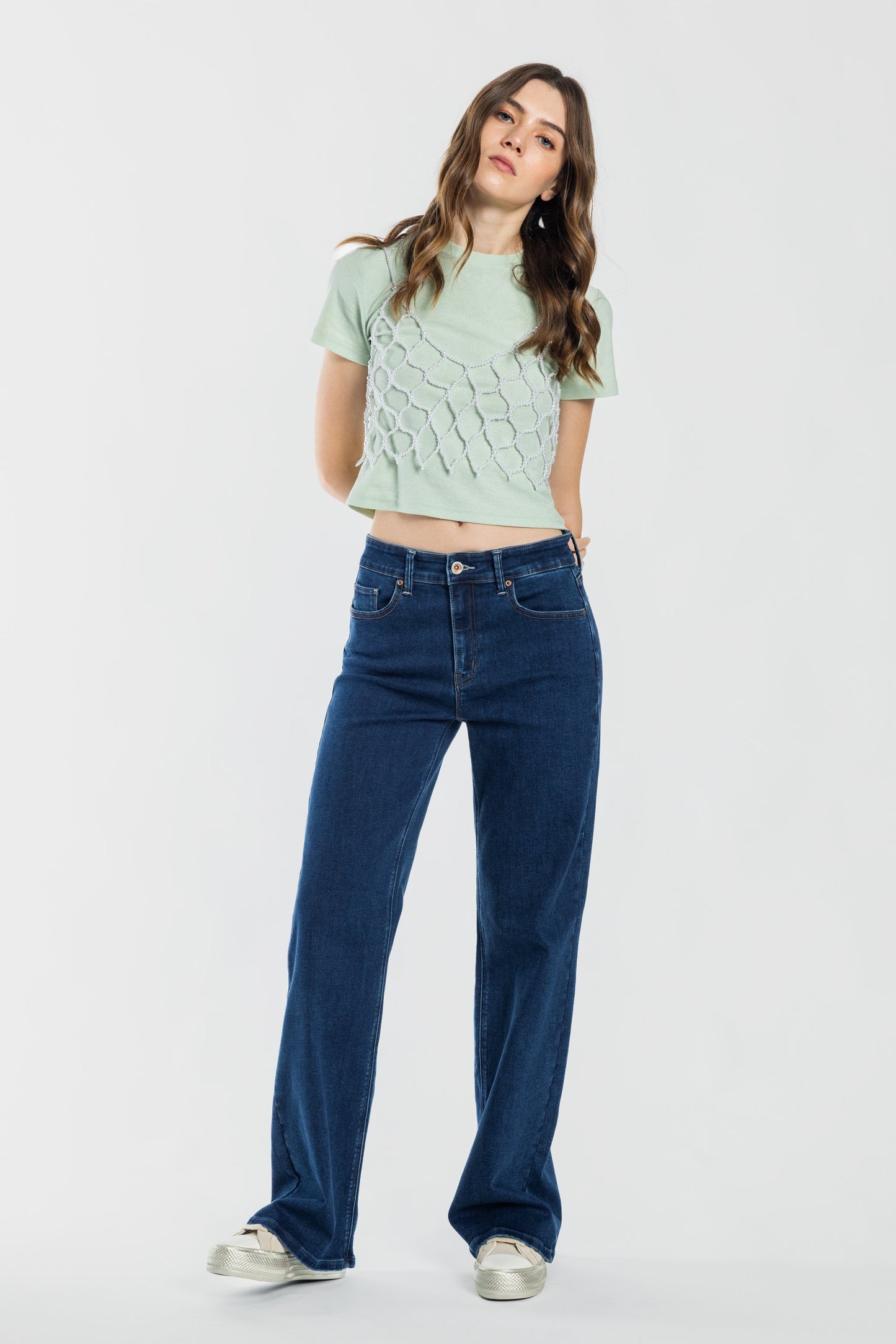 Mid Waist Relaxed Wide Leg Jeans