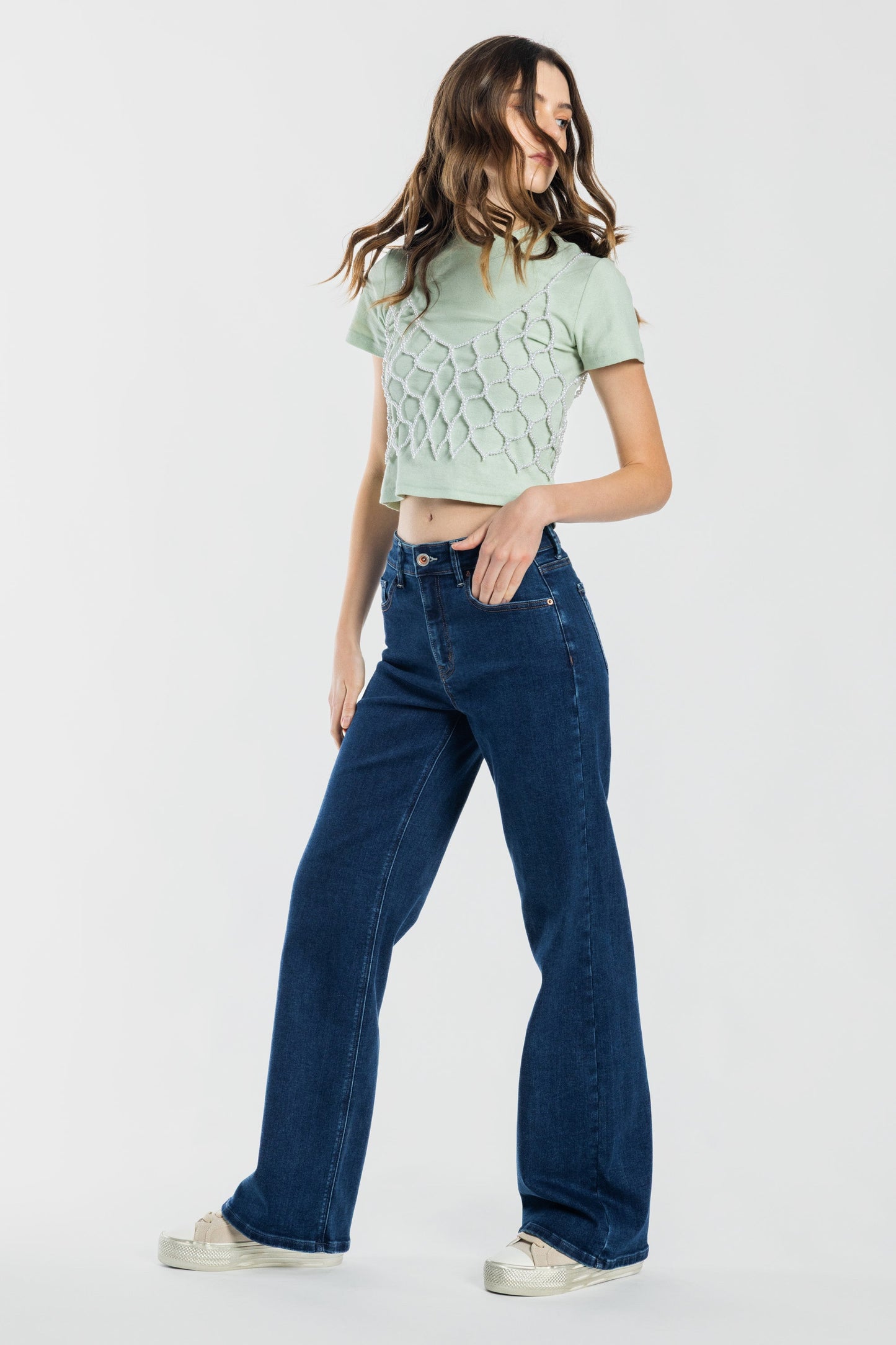 Mid Waist Relaxed Wide Leg Jeans