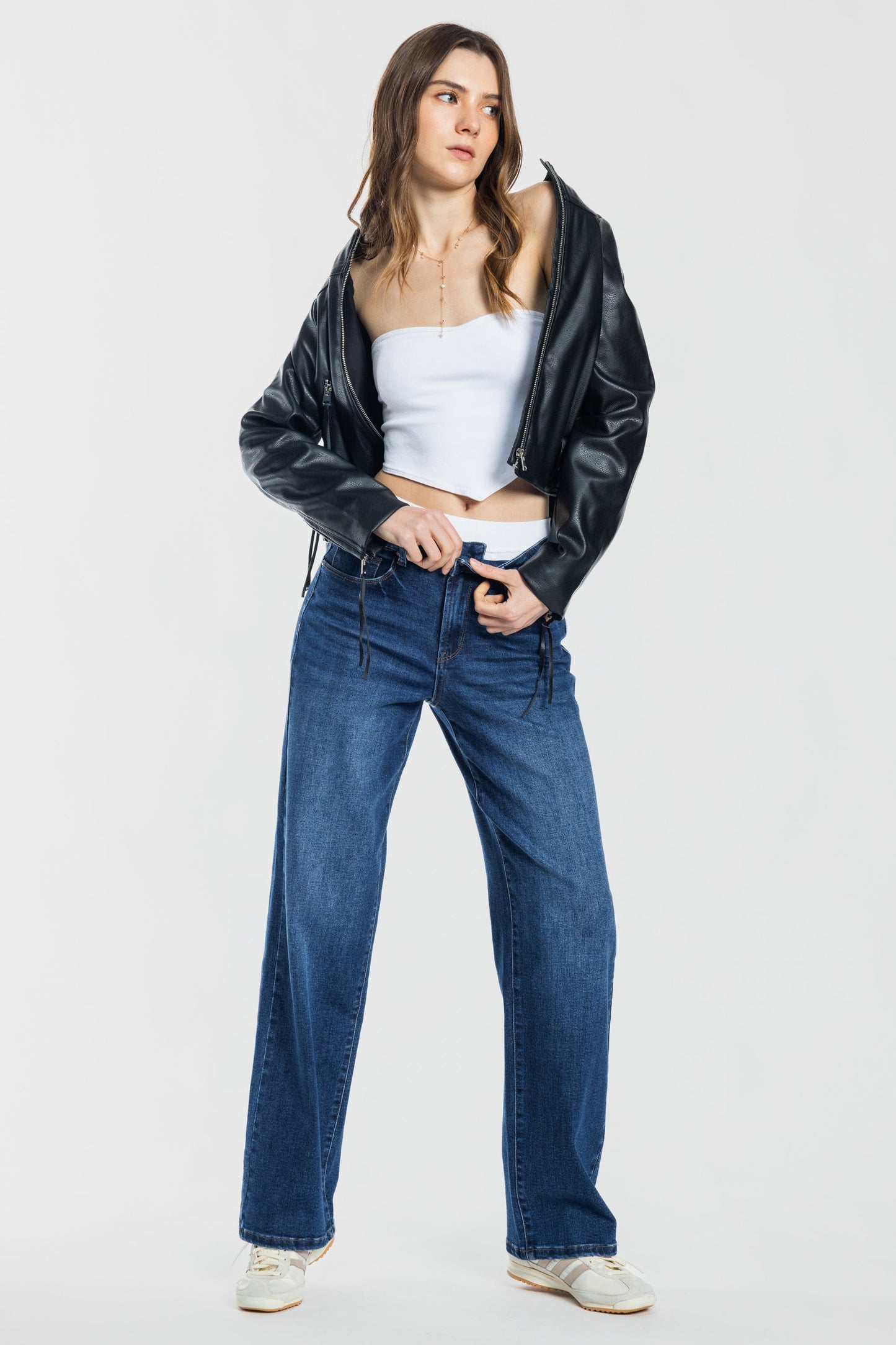 Mid Waist Loose Straight Jeans