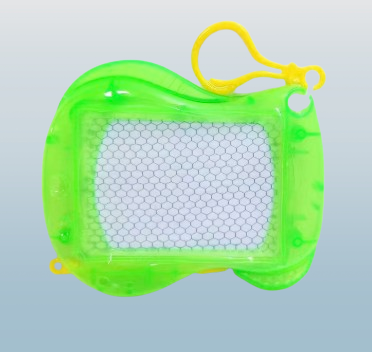 Mini Magnetic Drawing Board Keychain – Erasable Sketch Pad for Kids