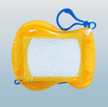 Mini Magnetic Drawing Board Keychain – Erasable Sketch Pad for Kids