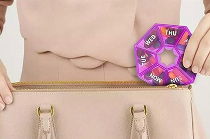 Geometric 7-Day Weekly Pill Organizer – Clear Storage Case