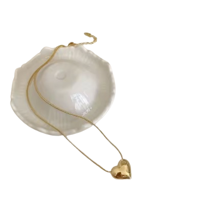 Minimalist Smooth Heart Pendant Necklace – Gold or Silver