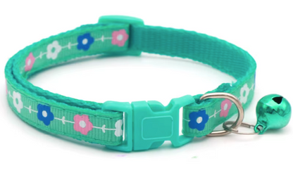 Adjustable Nylon Pet Collar with Flower Print and Bell