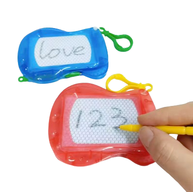 Mini Magnetic Drawing Board Keychain – Erasable Sketch Pad for Kids