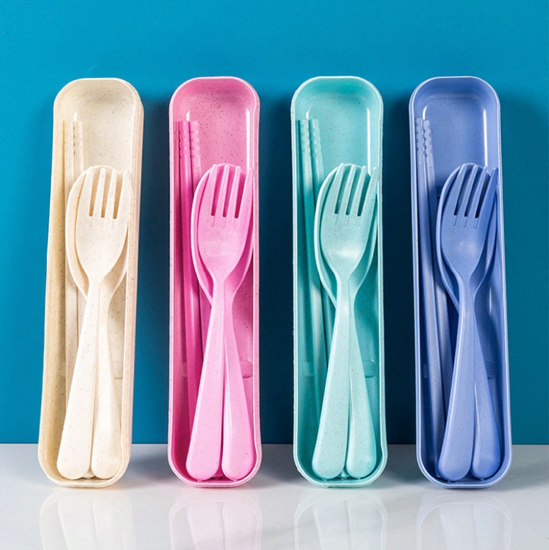 Eco-Friendly Wheat Straw Portable Utensil Set – Travel Chopsticks, Spoon & Fork in Compact Case
