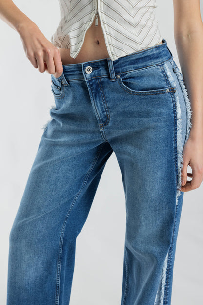 Mid Waist Relaxed Wide Leg Jeans with Side Contrast Detail