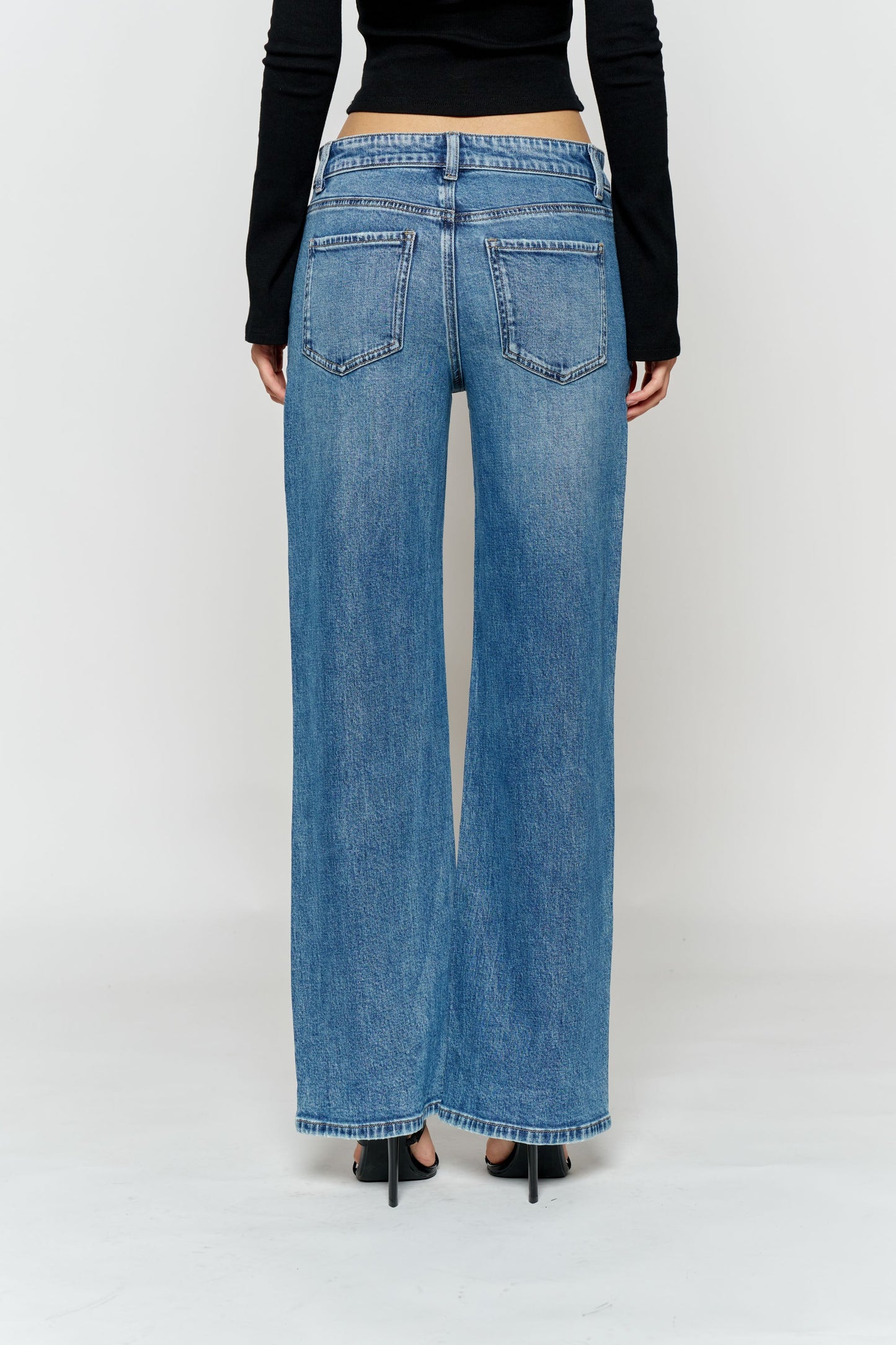 Mid Waist Relaxed Wide Leg Jeans