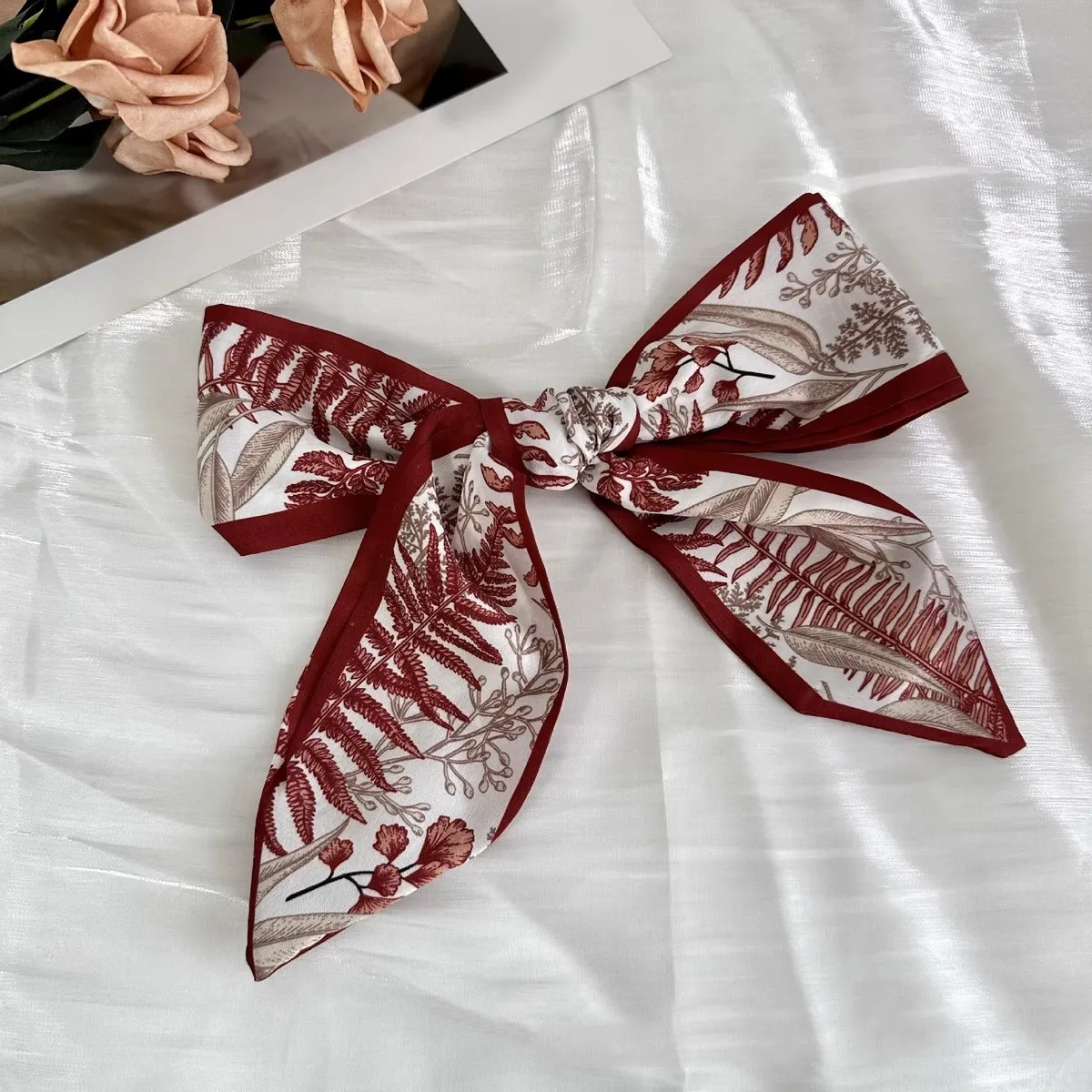 Safe Haven & CO – Women’s Fashion Elegant Long Printed Silk Scarf