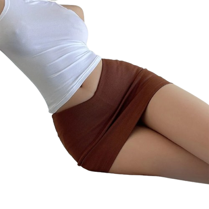 Junior Girl's Solid Color Low Waist Mini Skirt with Built-In Shorts – Elegant & Versatile Design