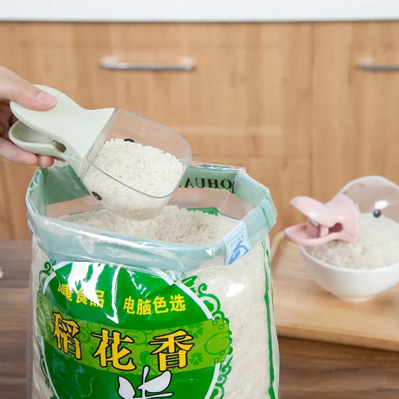 Cartoon Duckbill Pet Food Scoop & Feeding Dispenser – Multipurpose Pet Feeding Tool