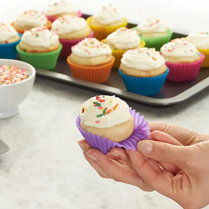 Colorful Silicone Muffin Cups – Reusable Round Cupcake Baking Molds (6-Pack)